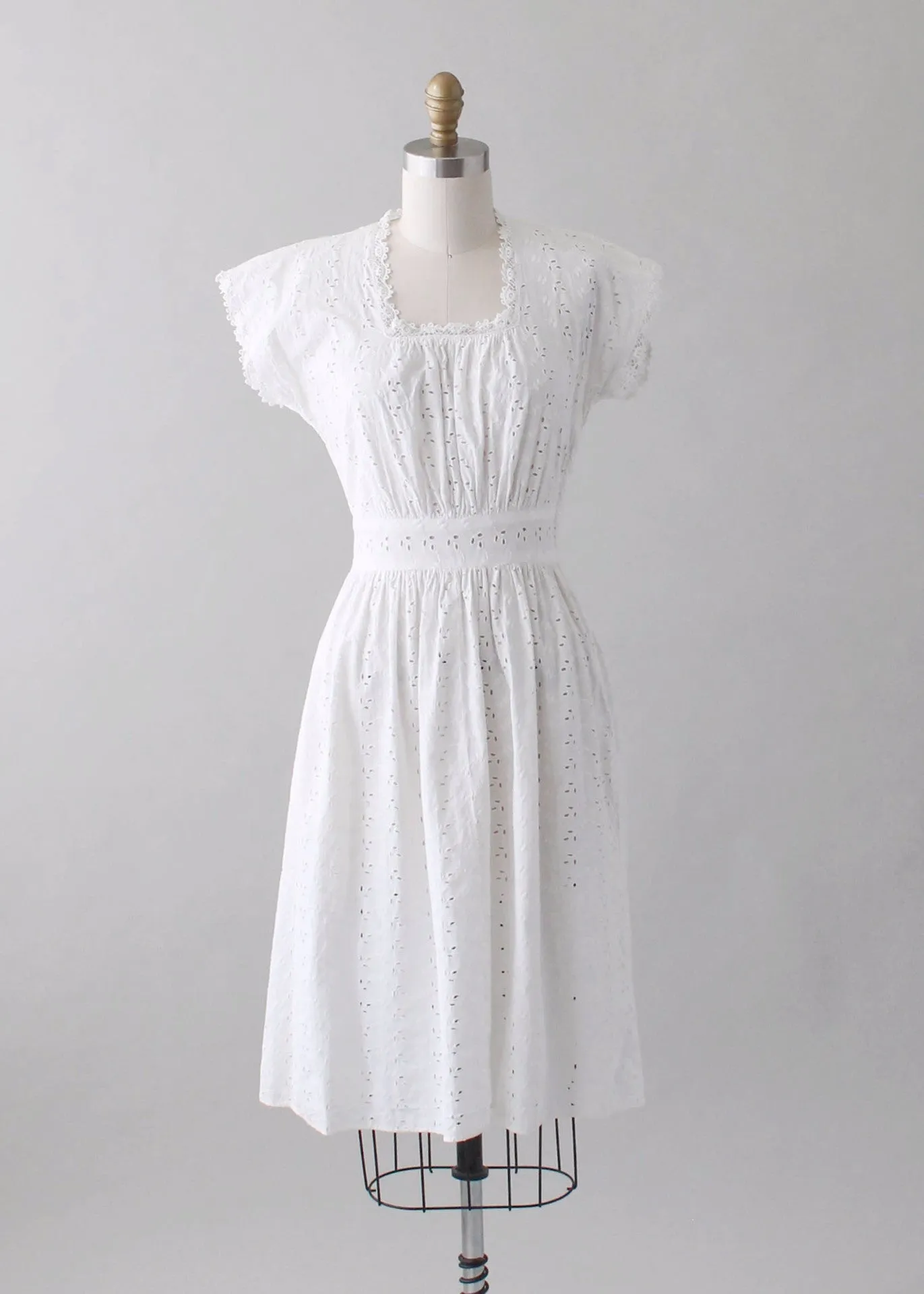 Vintage 1940s White Eyelet Day Dress